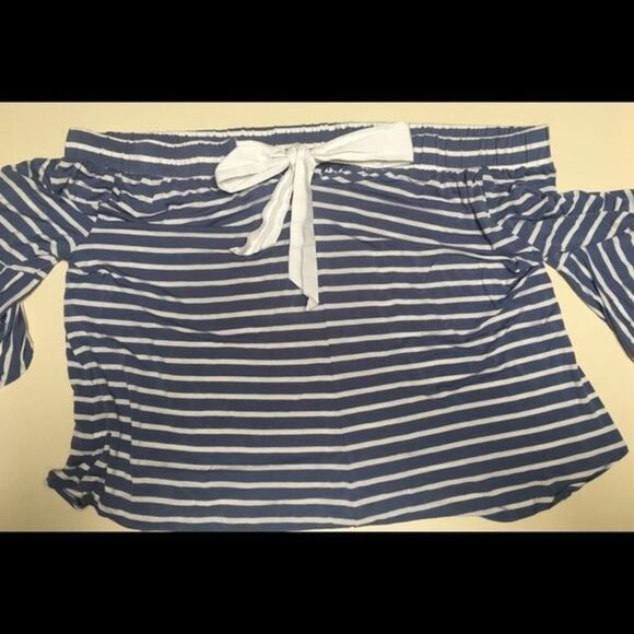 Lane Bryant Cute off the shoulder top - Picture 1 of 2